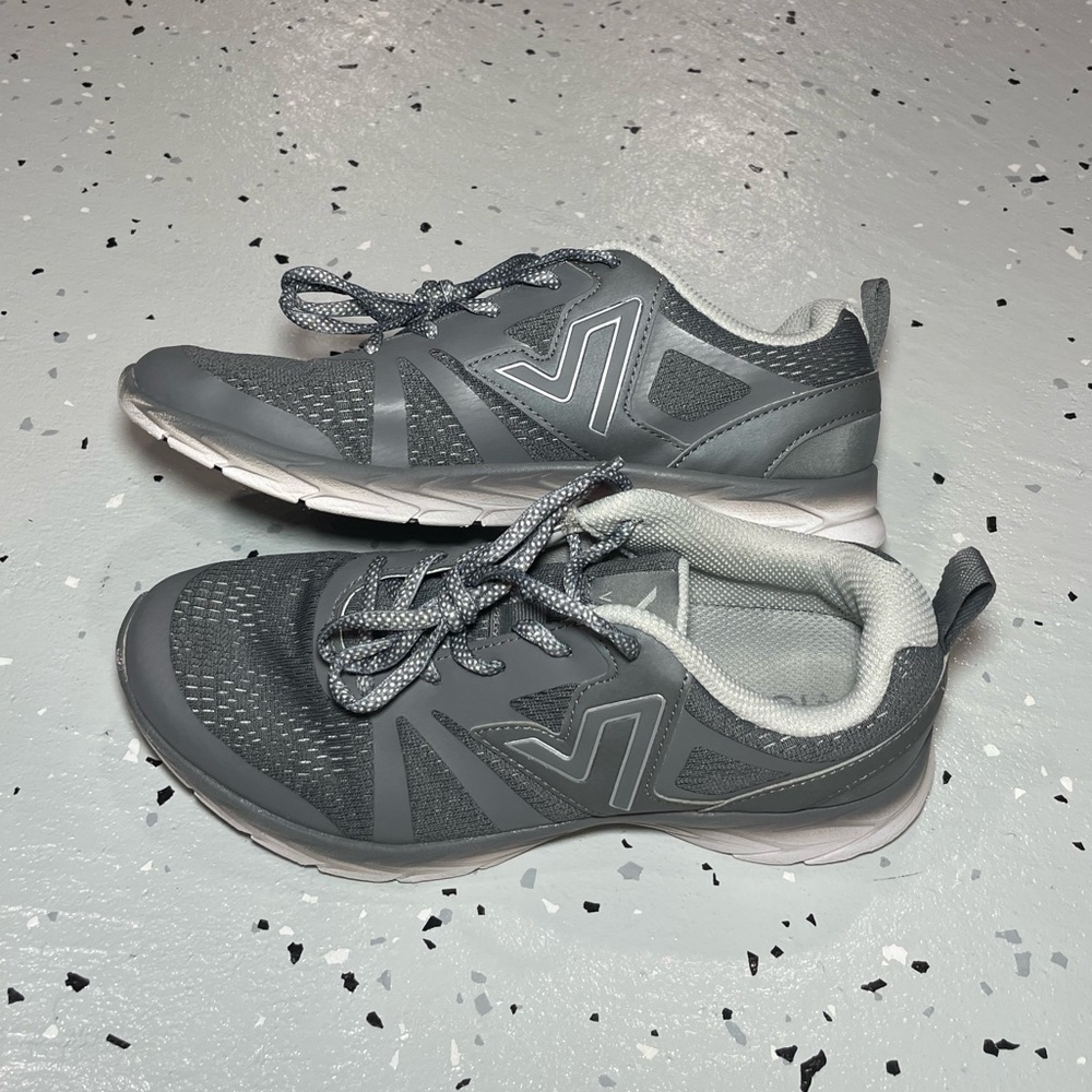 Vionic 335 Miles Women’s Athletic Walking Shoes Size 7.5 Grey White - Picture 5 of 9
